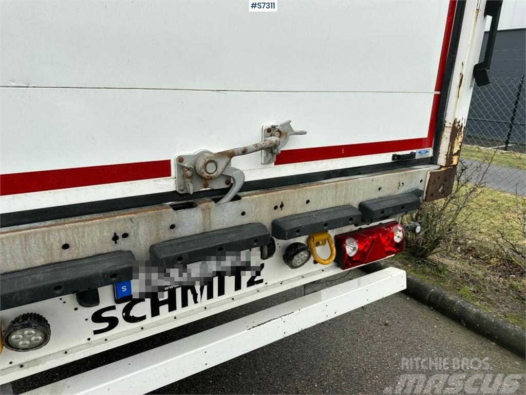 Schmitz Cargobull Box trailer with roller shutter Otros remolques