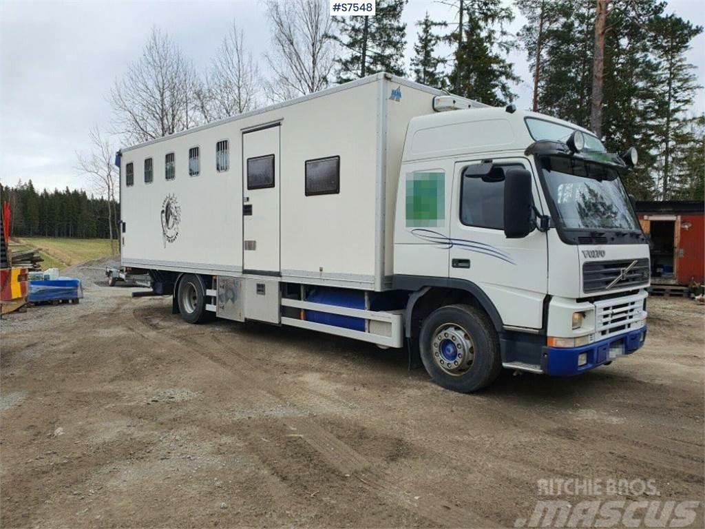 Volvo FM7 Camiones de ganado