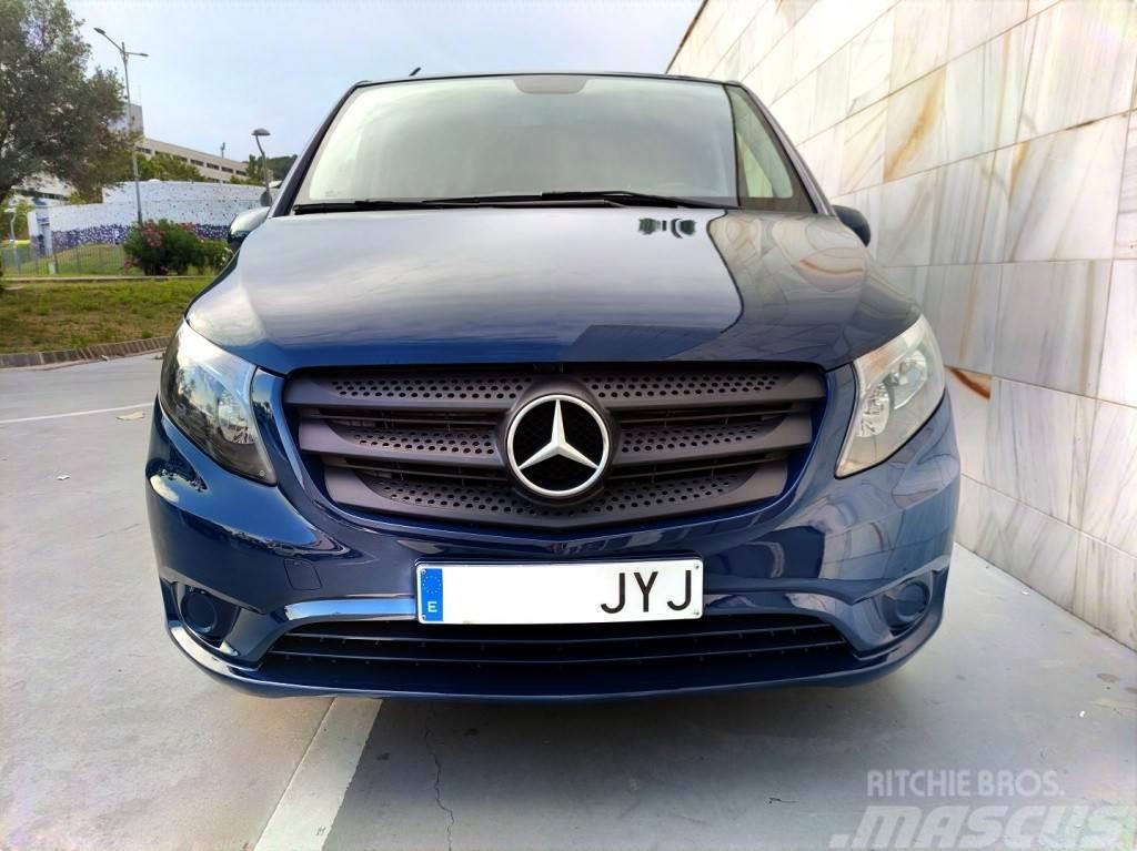 Mercedes-Benz Vito Tourer 111 CDI Select Extralarga Furgonetas /Furgón