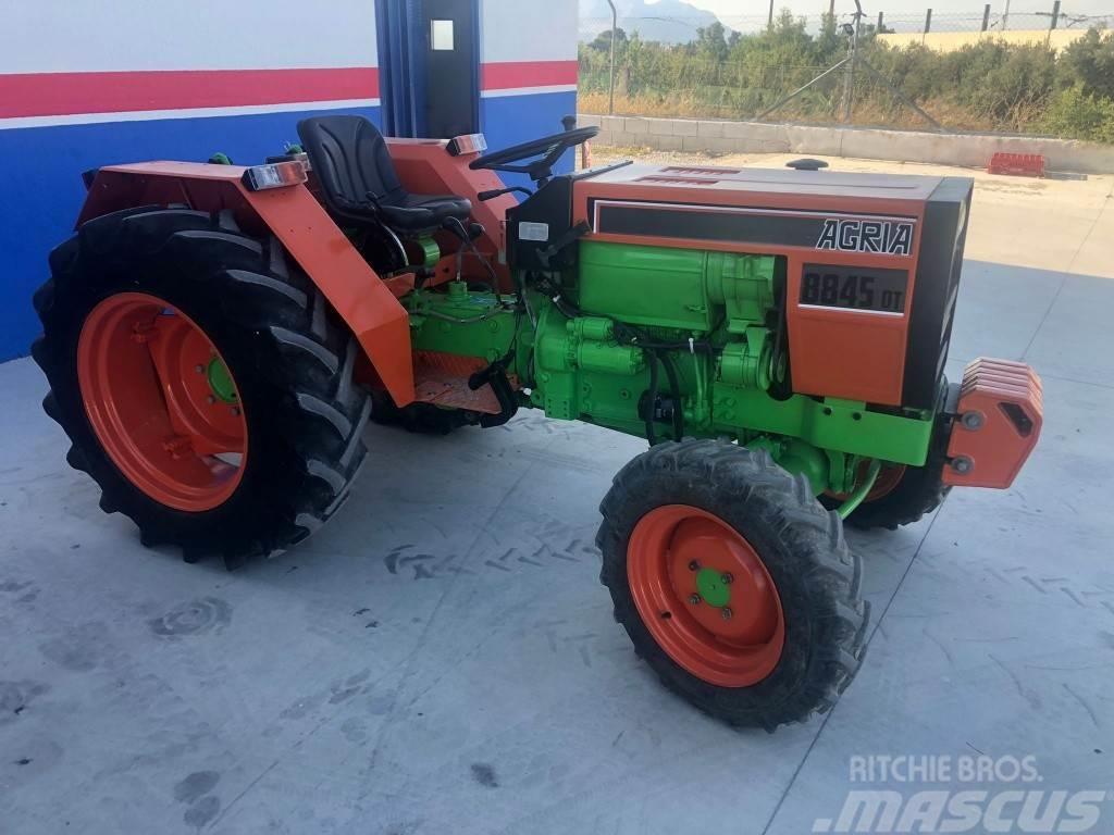  TRACTOR AGRIA 8845 45CV. Tractores