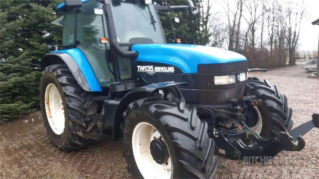 New Holland TM 135 Tractores