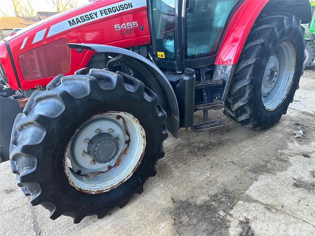 Massey Ferguson 13.6 R24 & 16.9 R34 wheels and tyres to suit 5455 Otra maquinaria agrícola usada