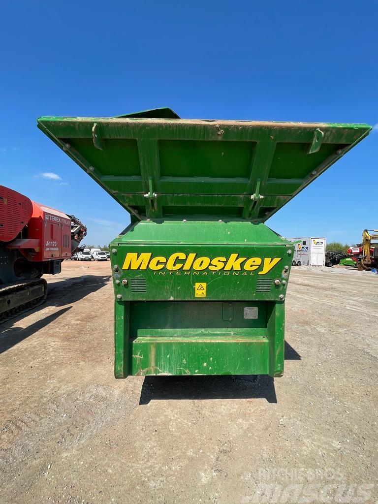 McCloskey R70 Machacadoras