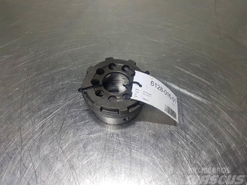 Sennebogen 818M-ZF-Other axle parts/Andere Achsenteile Ejes