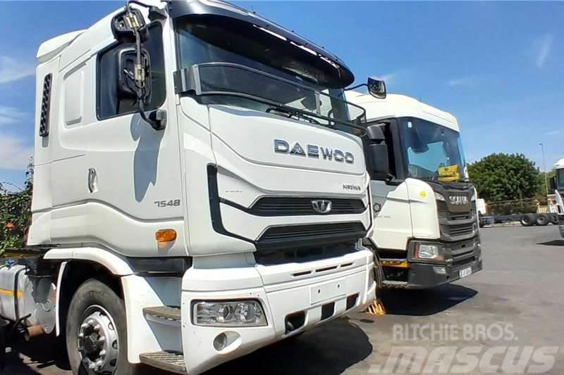 Daewoo EATON KL3TX Otros camiones