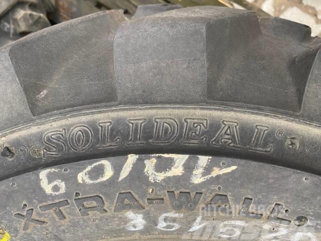 Solideal Camso 12-16.5 XTRA WALL (440+441+442+443) Neumáticos, ruedas y llantas