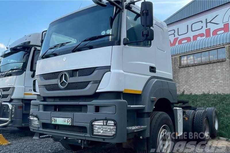 Mercedes-Benz Axor 3340 6x4 Truck Tractor Otros camiones