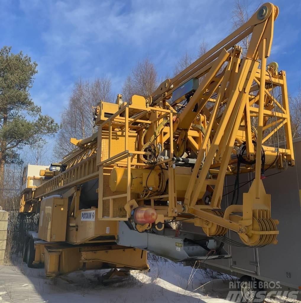 Potain HDT 80 Selferecting crane with undercarriage Grúas torre