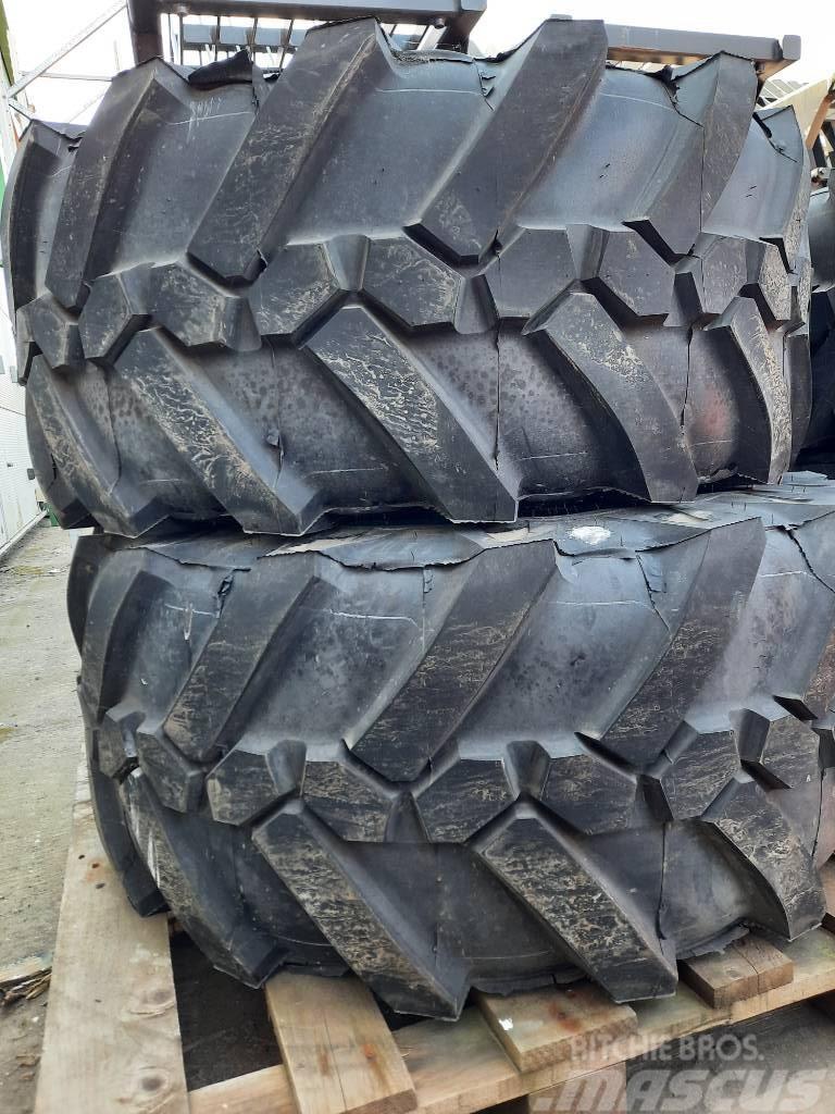 Michelin XF Tyres & Rims (set of 4) Excavadoras de ruedas