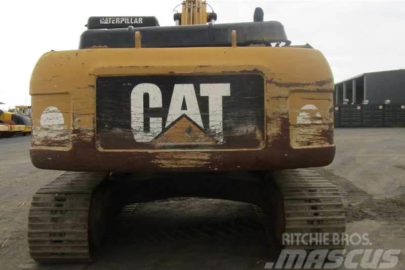 CAT 324D Mini excavadoras < 7t