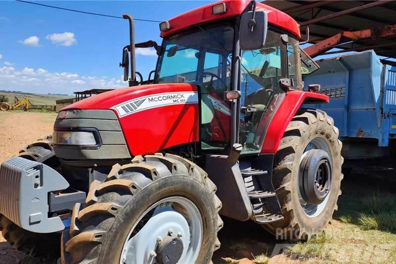 Case IH CAB MC105 with wet clutch Tractores