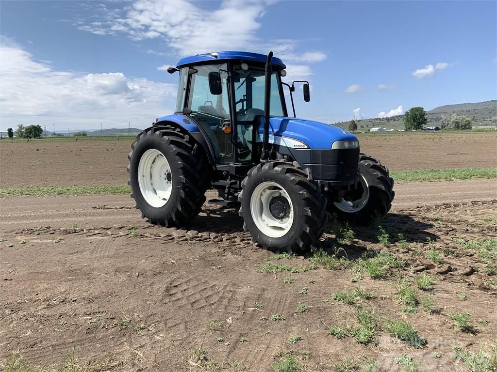New Holland TD5050 Tractores