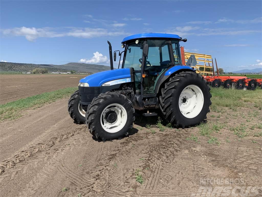 New Holland TD5050 Tractores