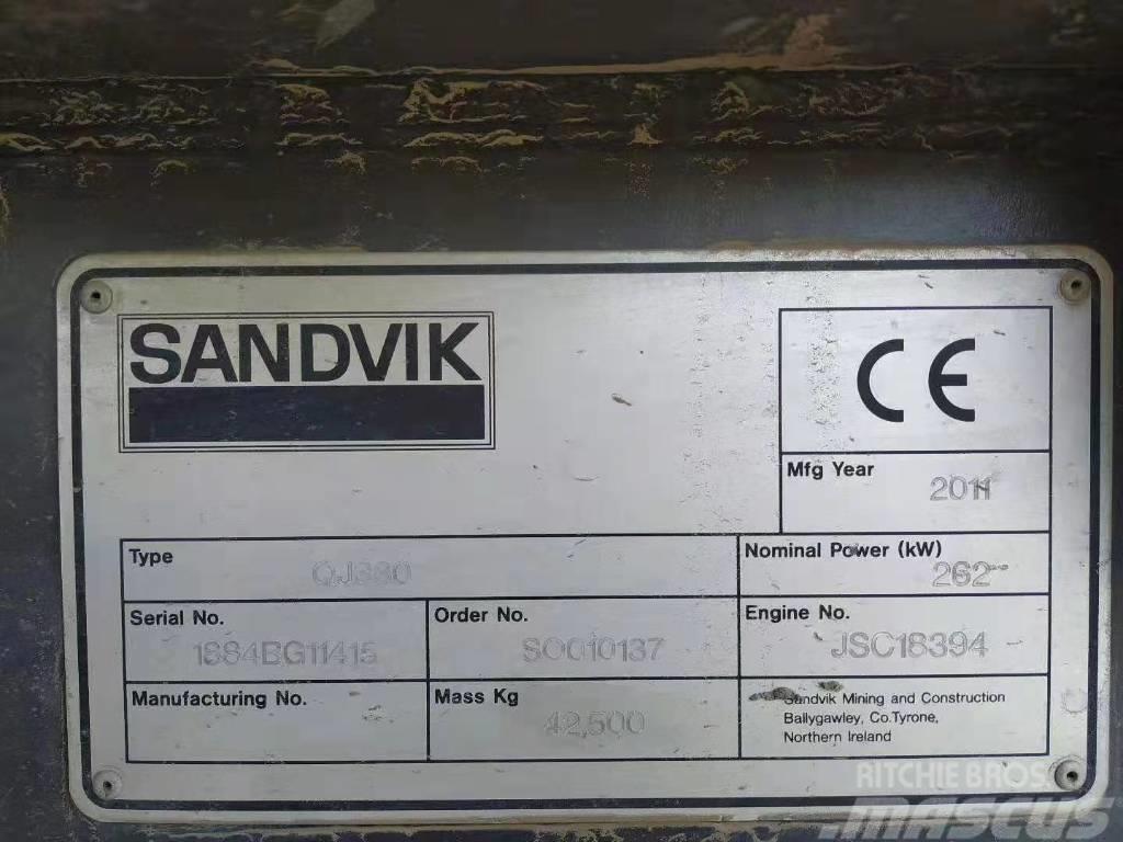 Sandvik QJ330 Trituradoras móviles