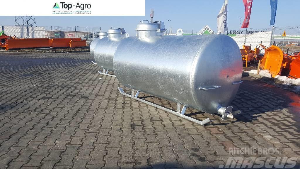 Top-Agro Water tank, 2000L, stationary + metal skids! Otros equipos para ganadería