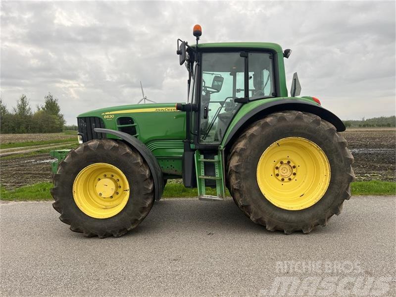 John Deere 6630 Premium Tractores