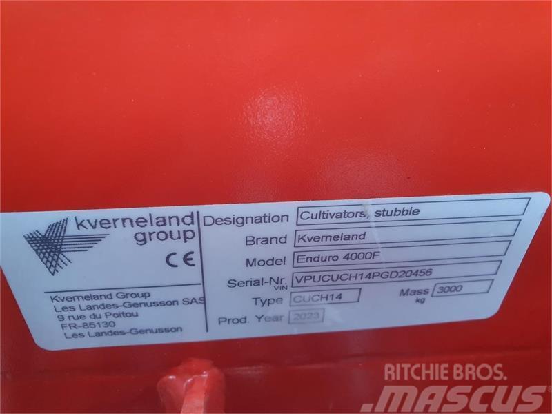 Kverneland Enduro Pro F 4m Foldbar 14 tands. Gradas