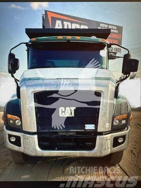 CAT CT660S Camiones bañeras basculantes o volquetes