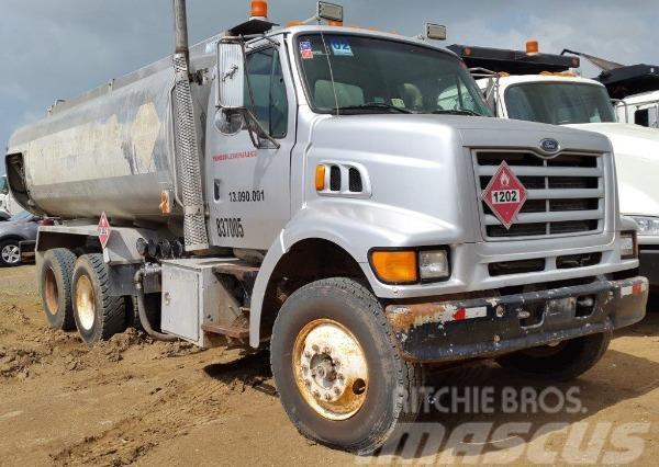 Ford Fuel truck F9000 Camiones cisterna