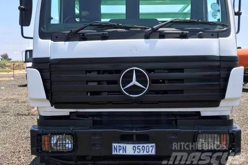 Mercedes-Benz Powerliner Otros camiones