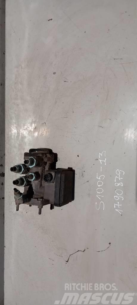 Scania R440 EBS valve 1790879 Cajas de cambios