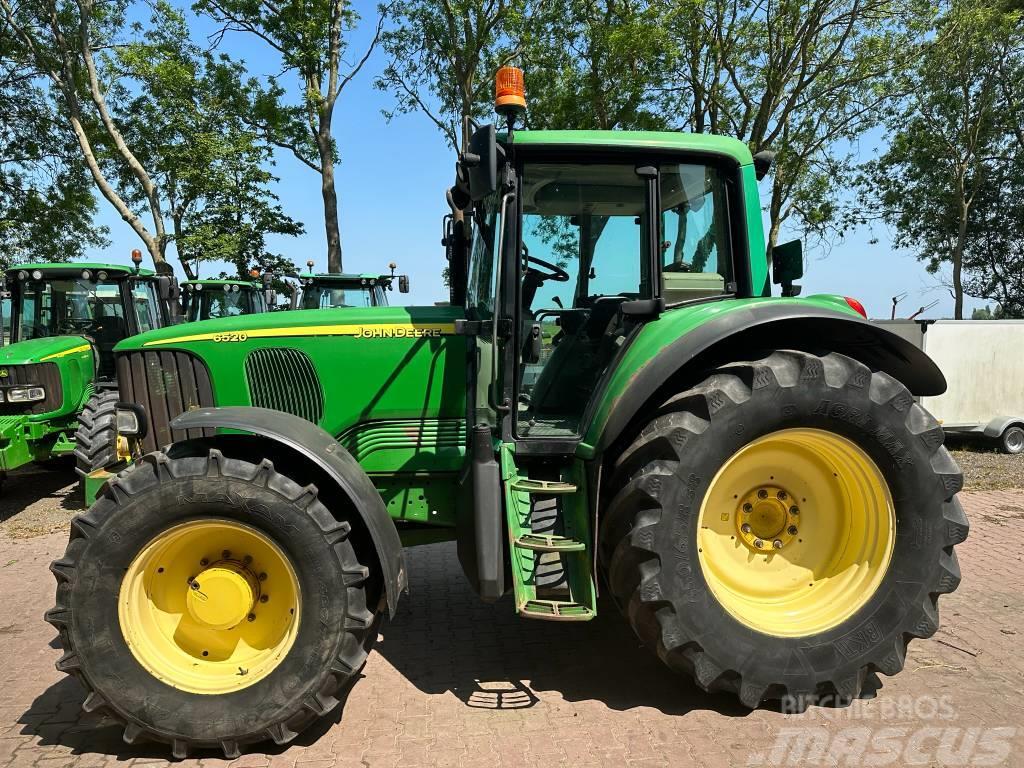 John Deere 6520 Tractores