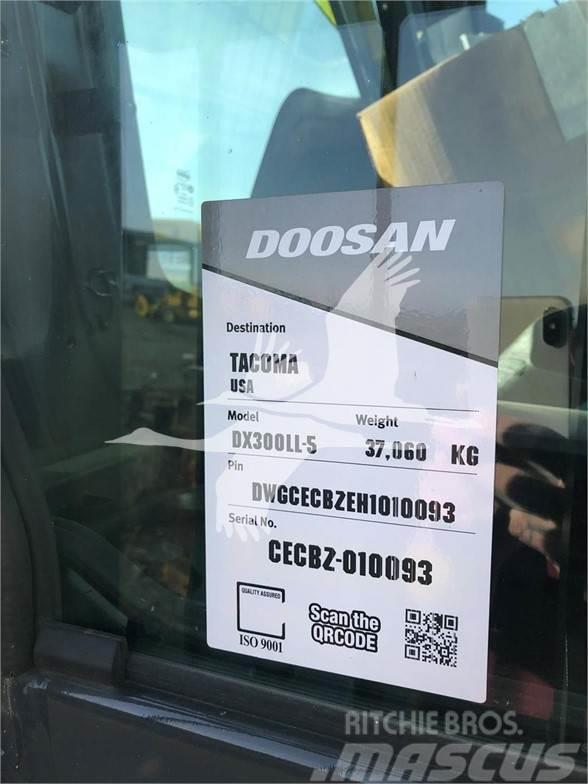 Doosan DX300LL-5 Cabinas e interior