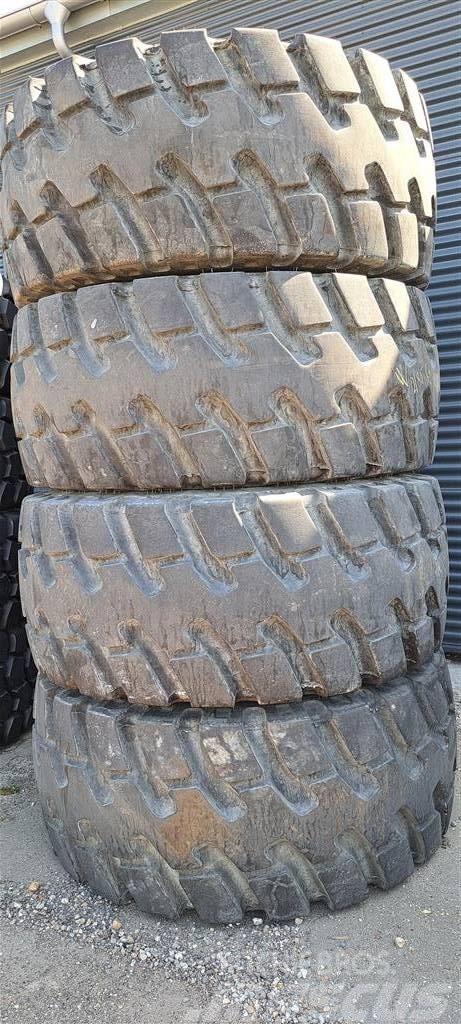Michelin 26.5R25 XTXL L4 85% (som nye) Neumáticos, ruedas y llantas