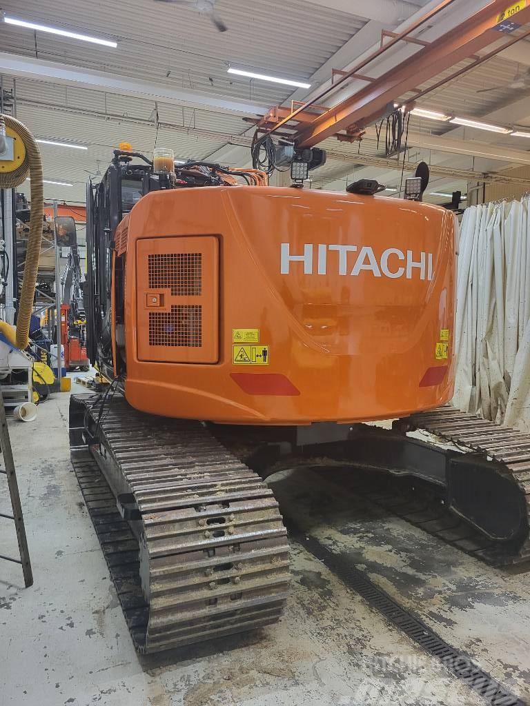 Hitachi ZX 225 US LC-6 Nya Engcon Tillbehör Excavadoras de cadenas