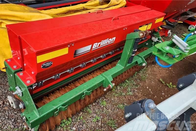 Agri Tech 2m Brillion fine seed planter( as good as new Otros camiones