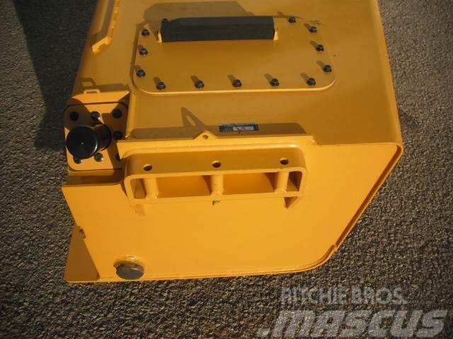Volvo A35F G or A40F G Diesel tank NEW Dúmpers articulados