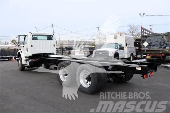 Freightliner BUSINESS CLASS M2 106 Camiones chasis