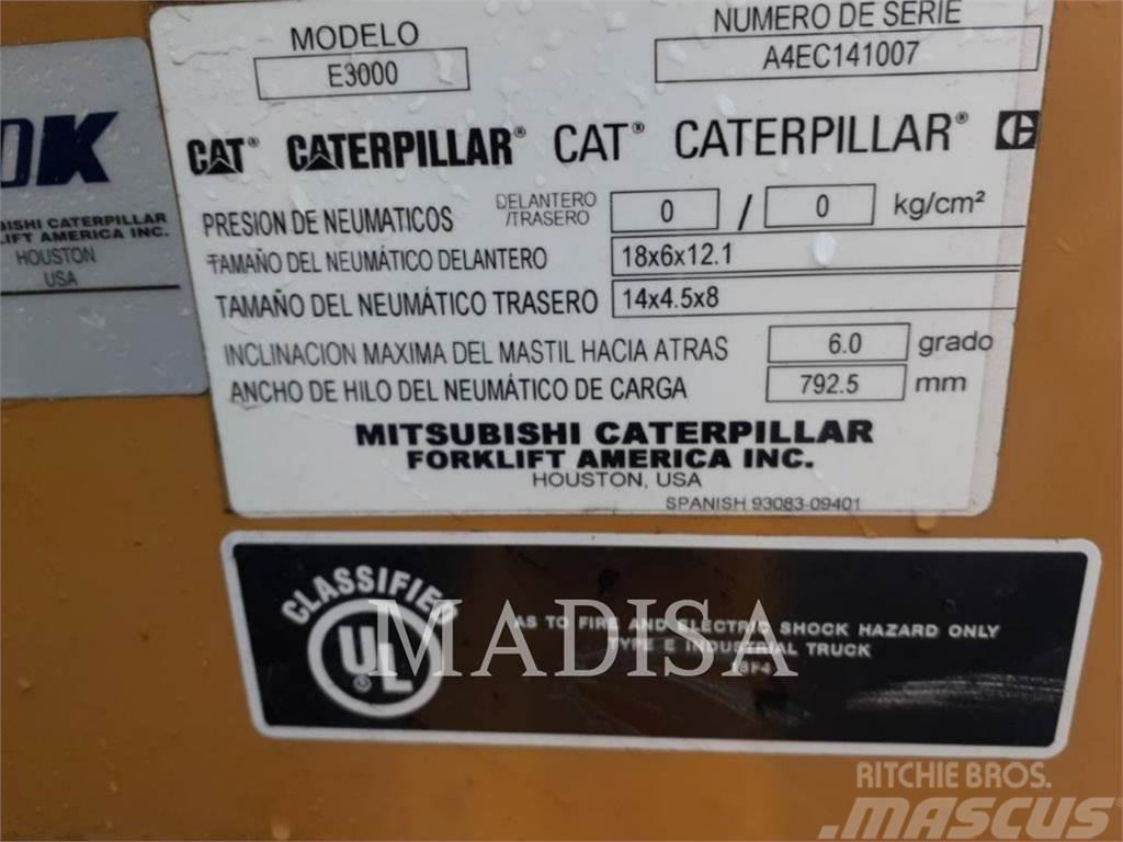 CAT LIFT TRUCKS E3000-AC Carretillas de horquilla eléctrica