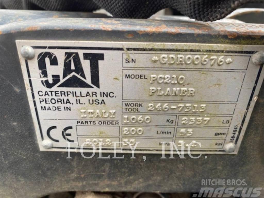 CAT PC210 Compactadoras