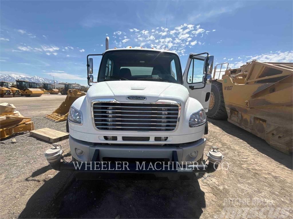 Freightliner WT4000 A Camiones cisterna