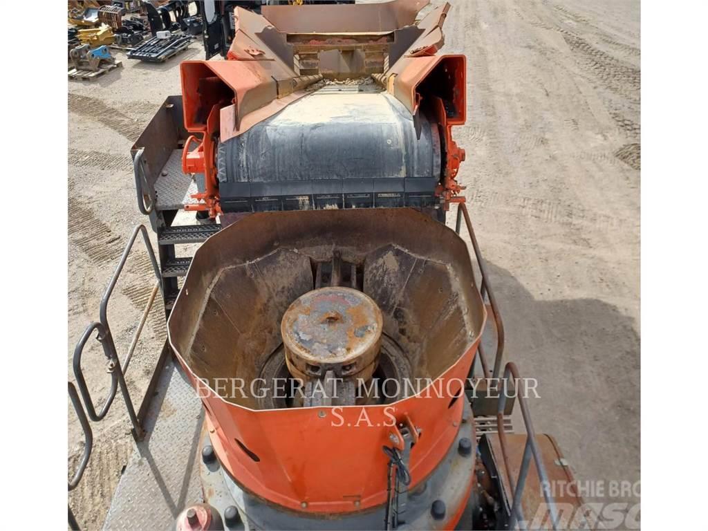 Sandvik MINING & CONSTRUCTION QH331 Trituradoras