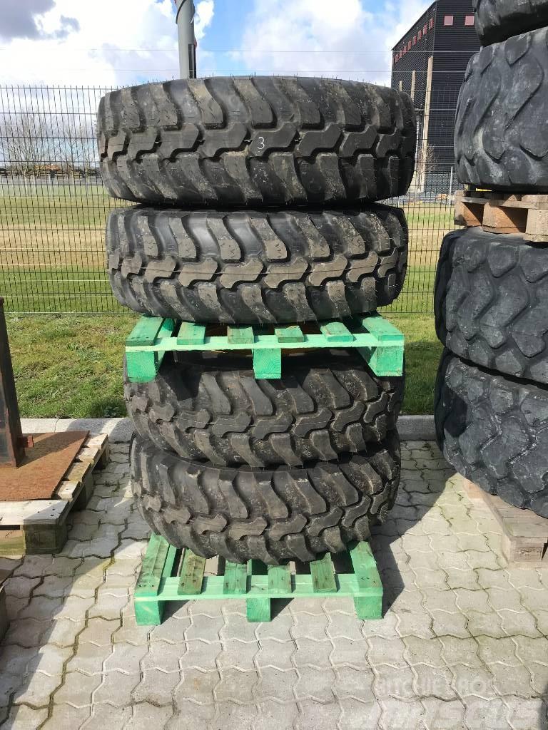 Dunlop 365/80R20 Neumáticos, ruedas y llantas