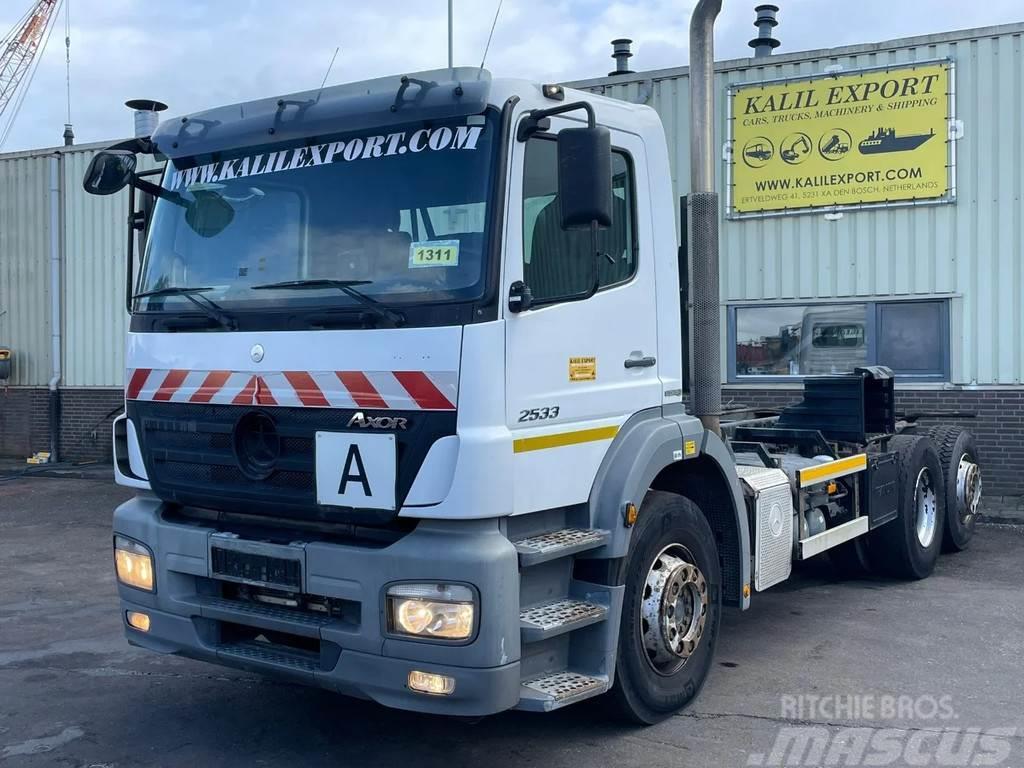 Mercedes-Benz Axor 2533 6x2 EPS 3 Pedals Chassis Cab Good Condit Camiones chasis