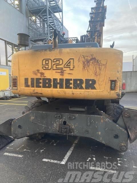 Liebherr 924C-LI Excavadoras de ruedas