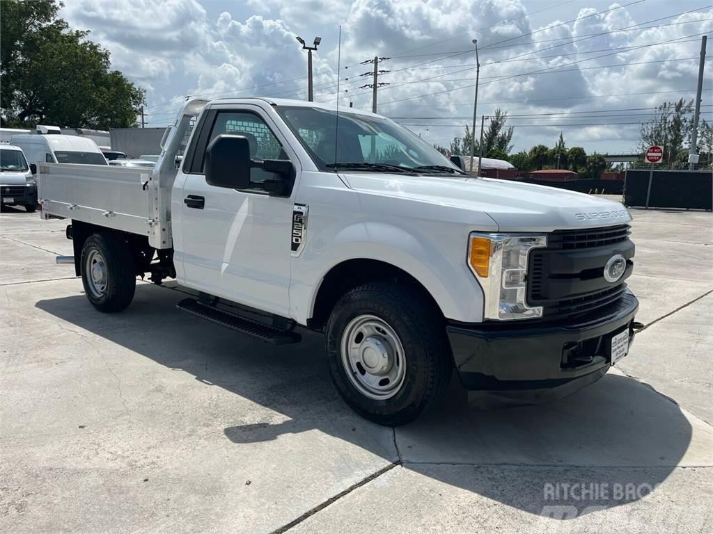 Ford F250 SD 8FT ALUMINUM *FLATBED*WITH DROP DOWN SIDES Camiones plataforma