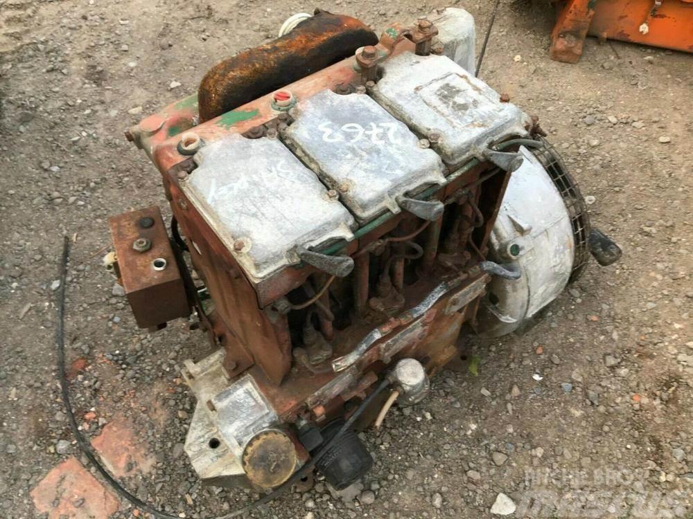 Lister 3 cylinder engine with hydraulic pump - spares onl Otros componentes
