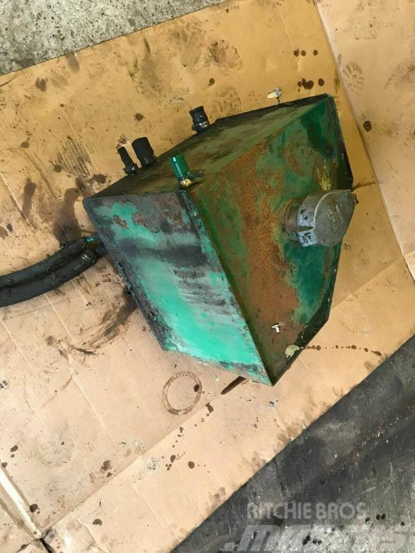 Ransomes 350 D gangmower hydraulic tank £90 plus vat £108 Tractores corta-césped