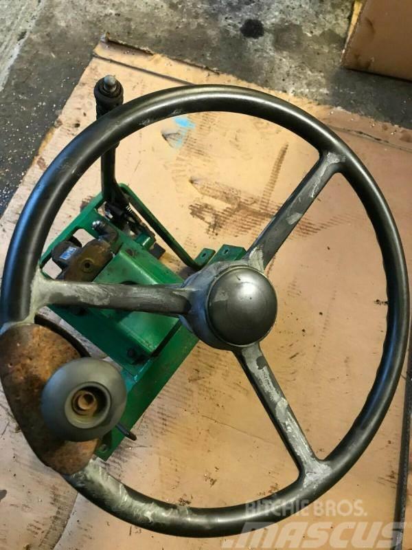 Ransomes 350 D gangmower hydraulic steering motor £120 Tractores corta-césped