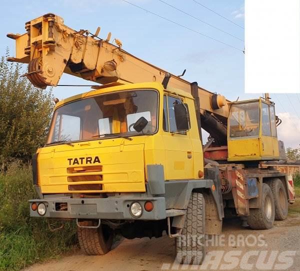 Tatra 815 +AD20 T Camiones grúa