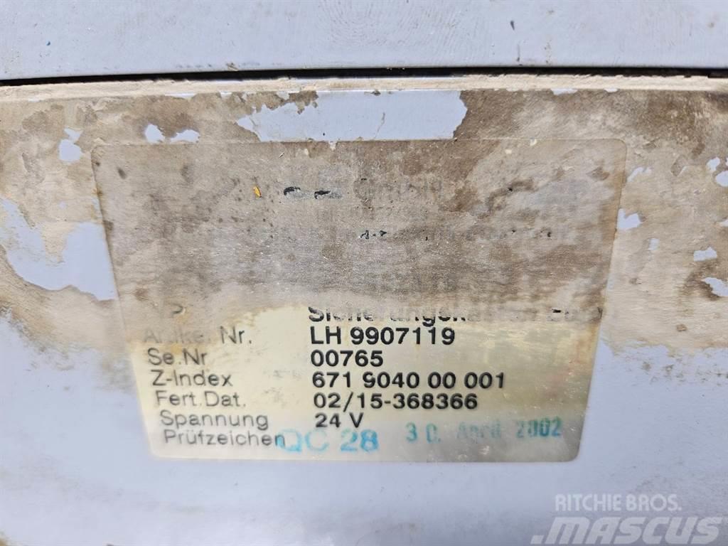 Liebherr A924B-9907119-Fuse box/Sicherungskasten Electrónicos