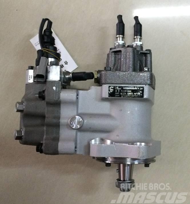Komatsu PT injection pump fuel pump 6745-71-1170 Retroexcavadoras