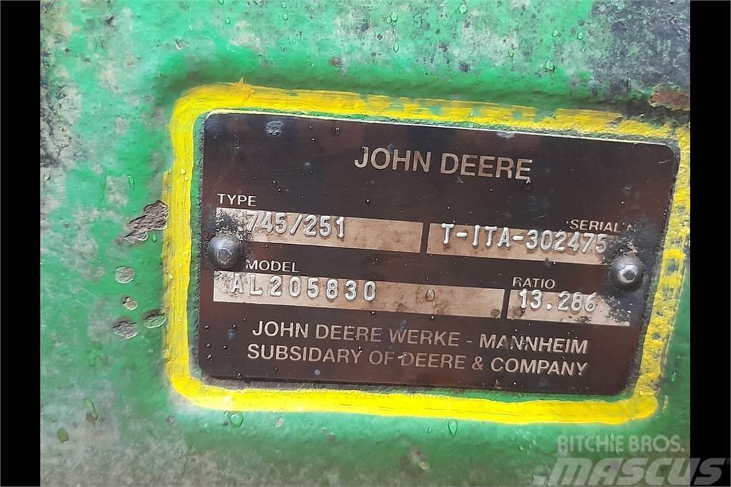 John Deere 6150R Front Axle Transmisión