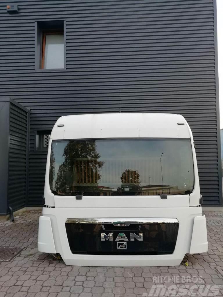 MAN TGX XLX EURO 5 Cabinas e interior