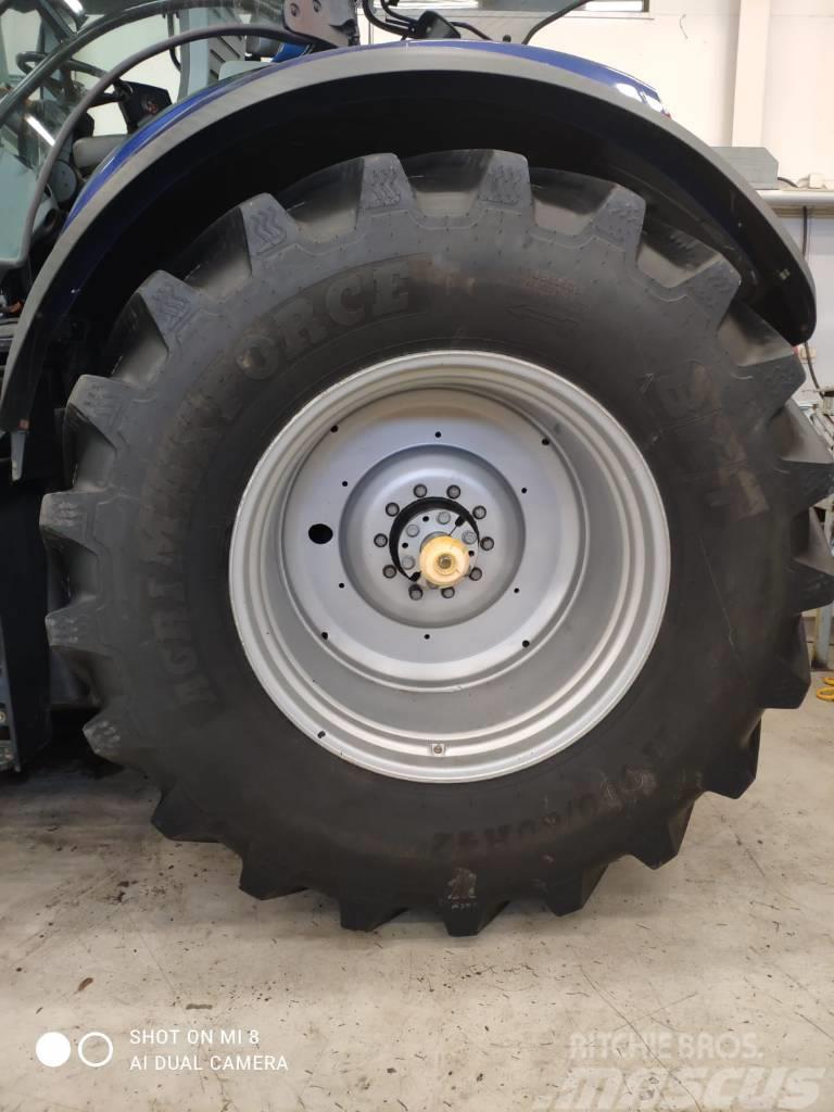 BKT Agrimax 900/60R42 Neumáticos, ruedas y llantas