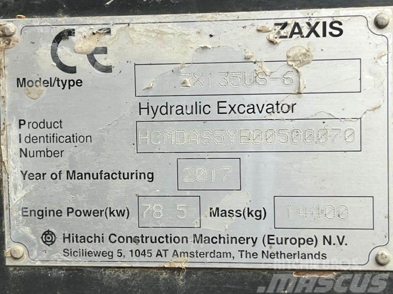 Hitachi Pelle sur chenille ZX135 US 14T Excavadoras de cadenas